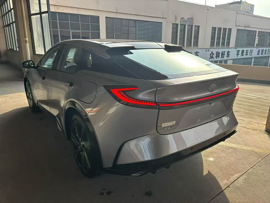 Toyota bZ5 2025 car image #10