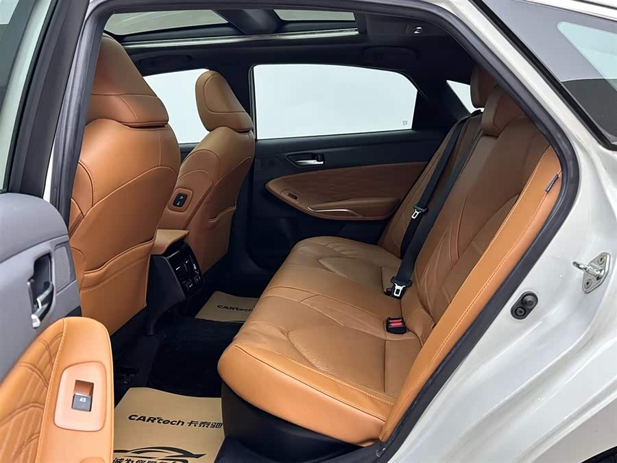 Toyota Avalon 2021 immagine di auto #10