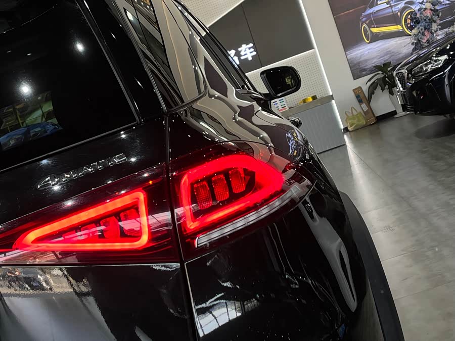 Mercedes-Benz GLE Class 2020 #10 Mercedes-Benz GLE Class 2020 car image #10