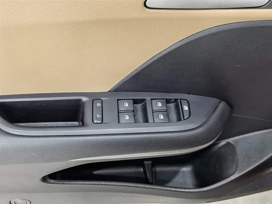 Chevrolet Monza 2022 car image #10