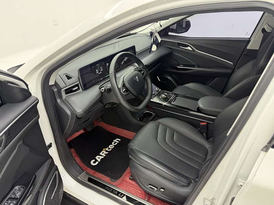 哪吒汽车 哪吒U 2022 汽车图片 #10