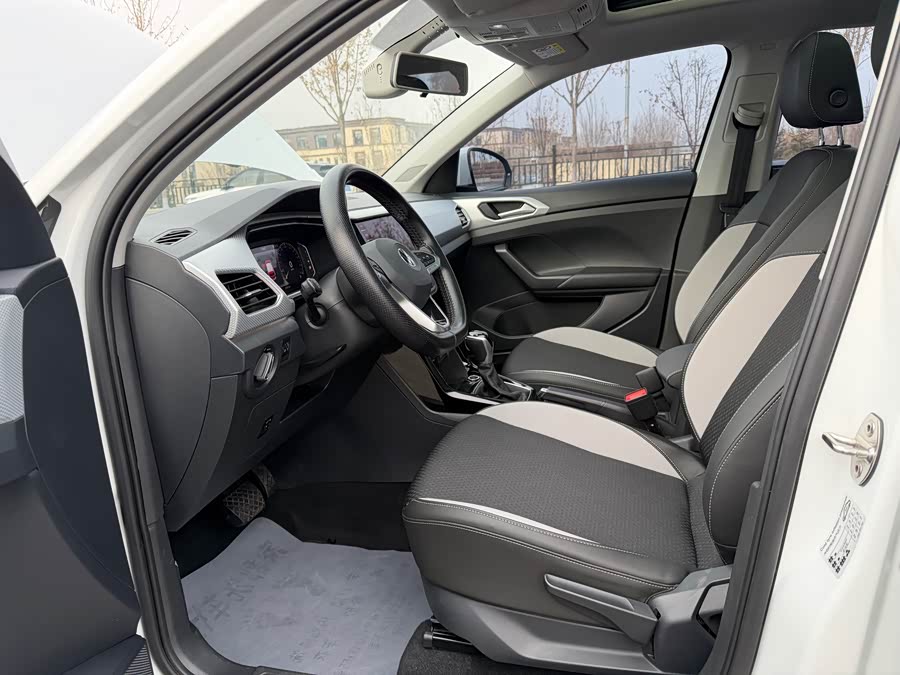 Volkswagen Tacqua 2021 car image #10