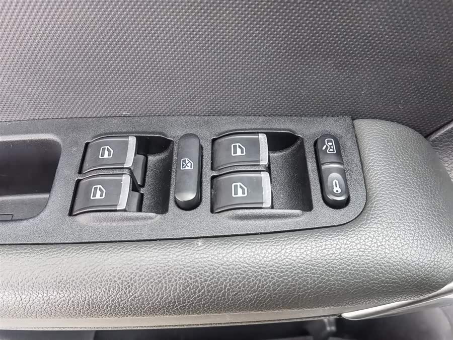 Chery Tiggo 3 2016 car image #10