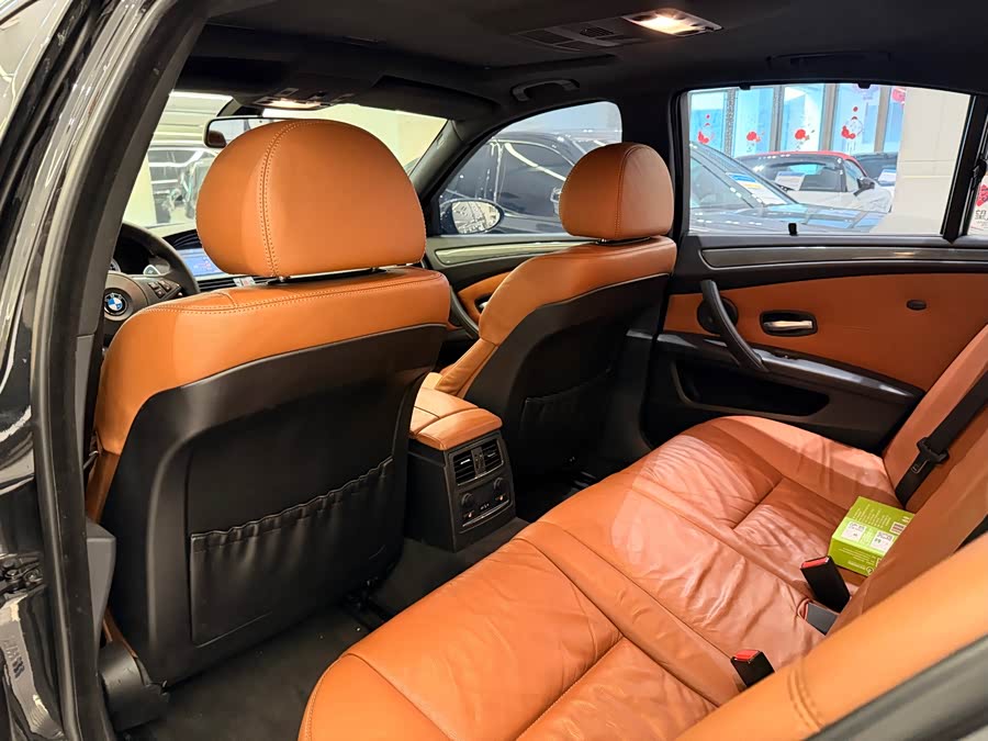 BMW M5 2007 car image #10