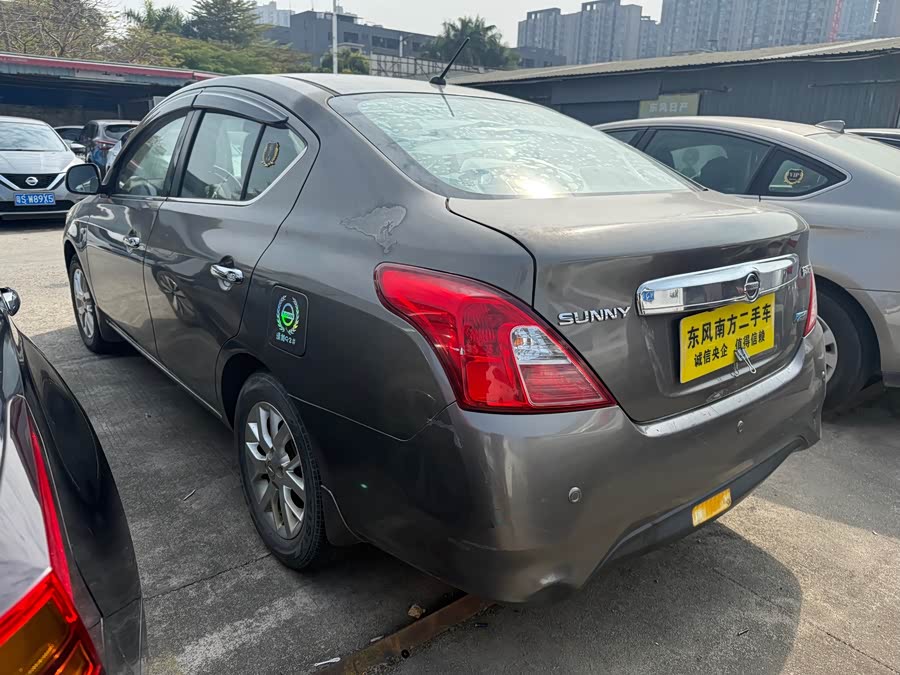 Nissan Sunny 2014 car image #10