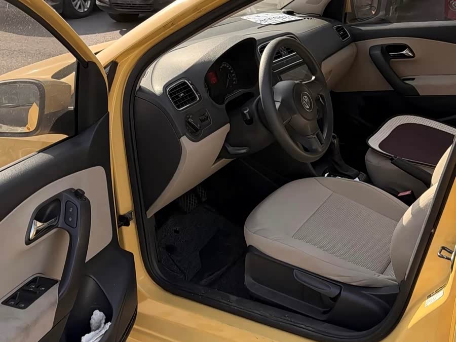 大众 Polo 2011 汽车图片 #10