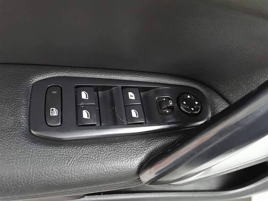 标致 标致308 2018 汽车图片 #10