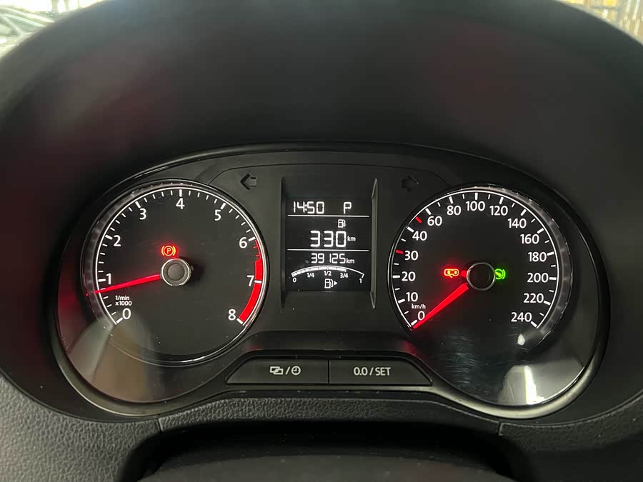 Volkswagen Polo 2018 car image #10