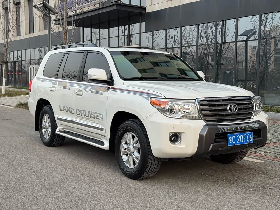 Toyota Land Cruiser 2016 car image #10