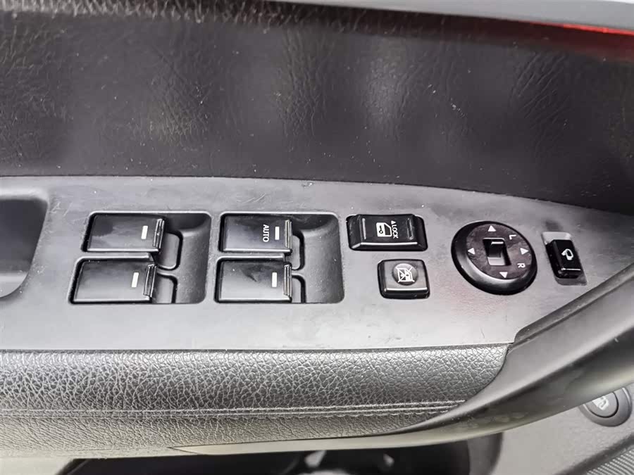 起亚 索兰托 2013 汽车图片 #10