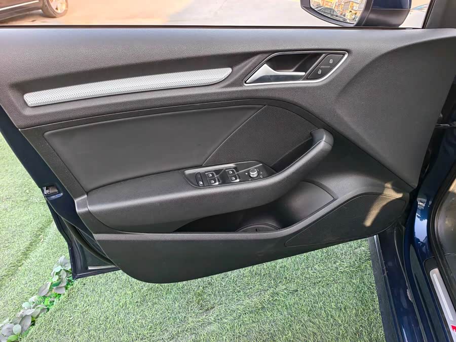 Audi A3 (Imported) 2015 car image #10