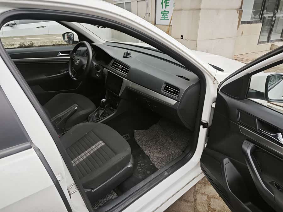 Volkswagen Lavida 2023 car image #10