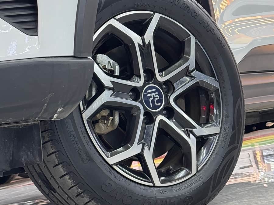 BYD Yuan Pro 2023 #10 BYD Yuan Pro 2023 car image #10