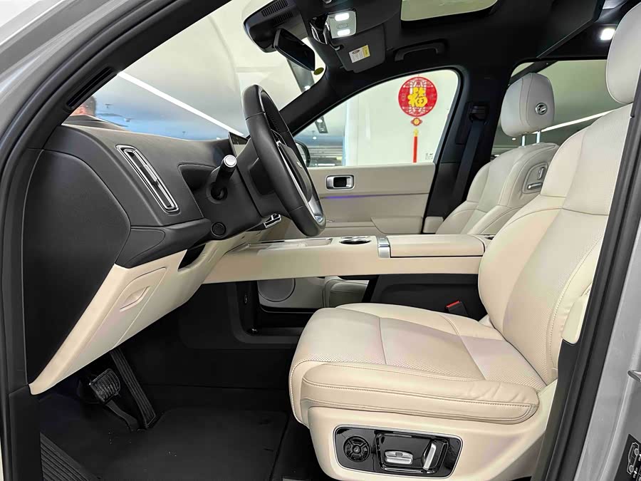 Li L9 2023 #10 Li L9 2023 car image #10