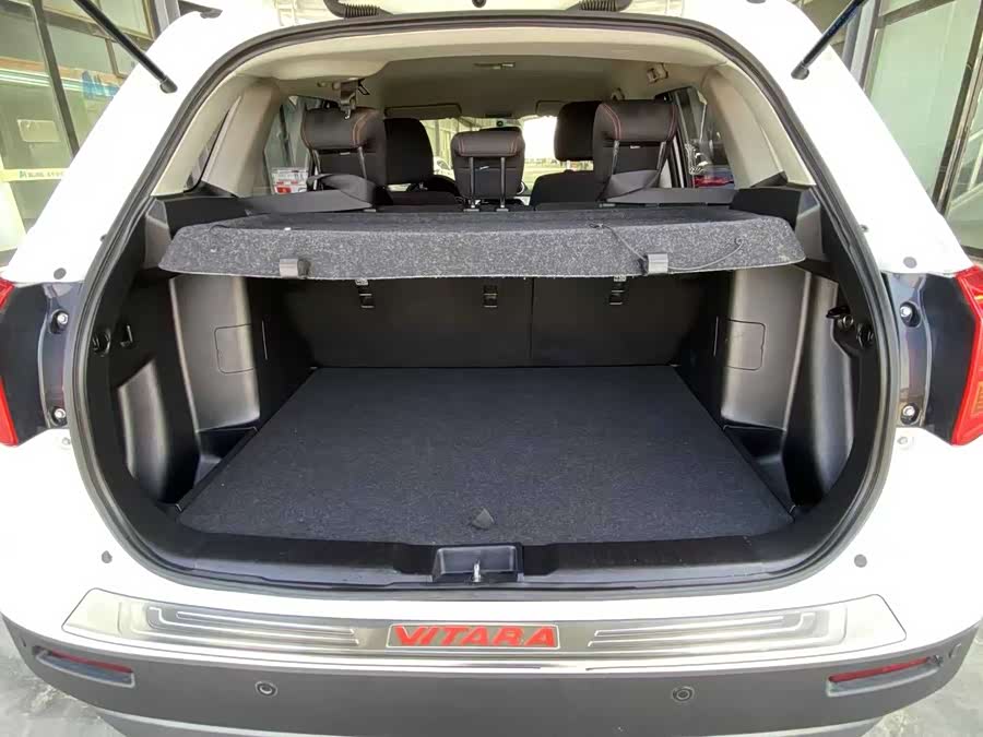 Suzuki Vitara 2018 изображение автомобиля #10