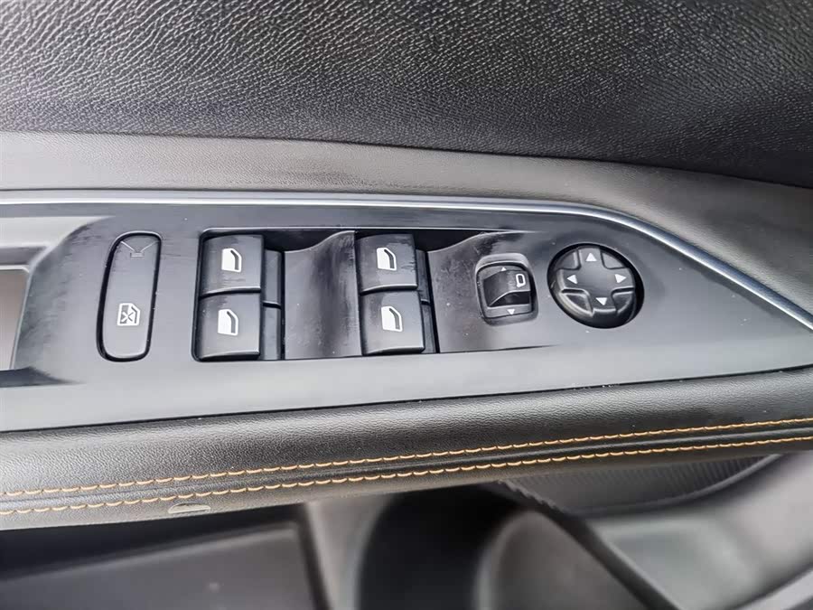 Peugeot 4008 2018 #10 Peugeot 4008 2018 car image #10