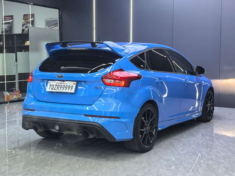 Ford Focus (Imported) 2016 #10 Ford Focus (Imported) 2016 صورة سيارة #10