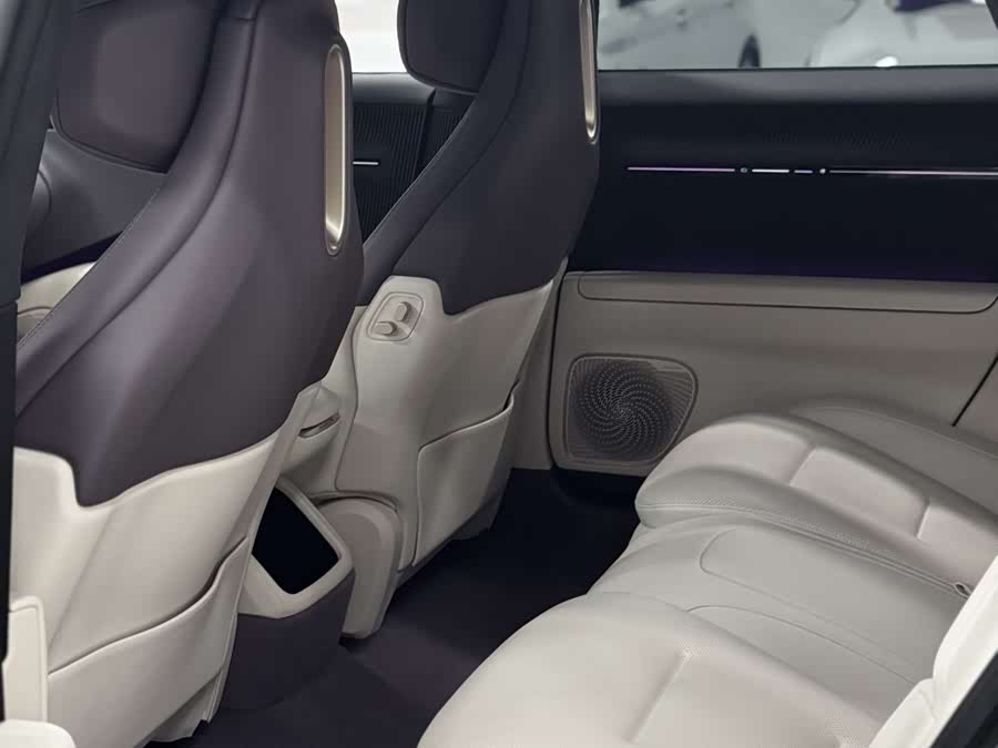 Avatr 12 2024 #10 Avatr 12 2024 immagine di auto #10