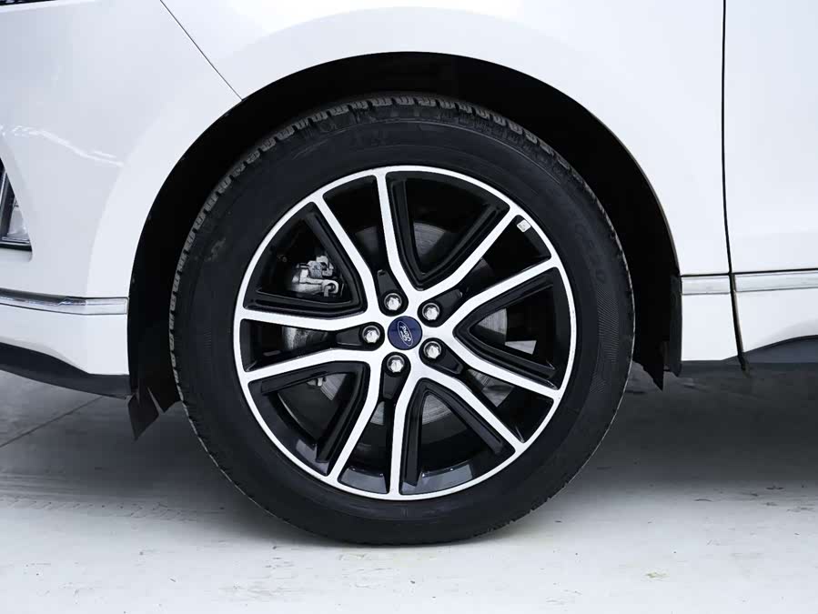 Ford Edge 2020 car image #10