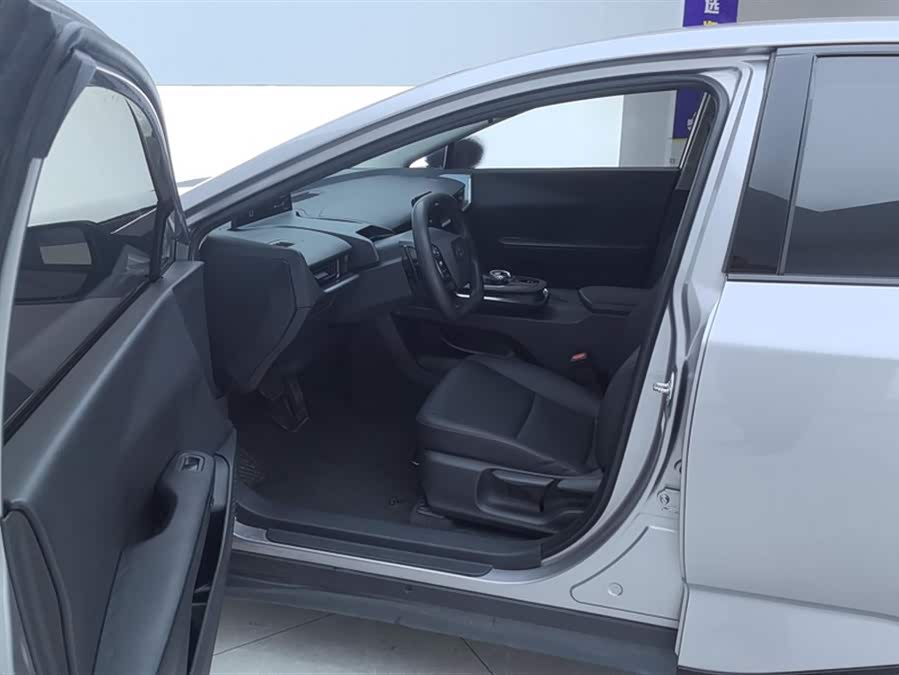 Toyota bZ3 2023 #10 Toyota bZ3 2023 immagine di auto #10