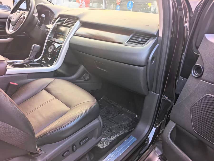 Ford Edge (Imported) 2013 car image #10