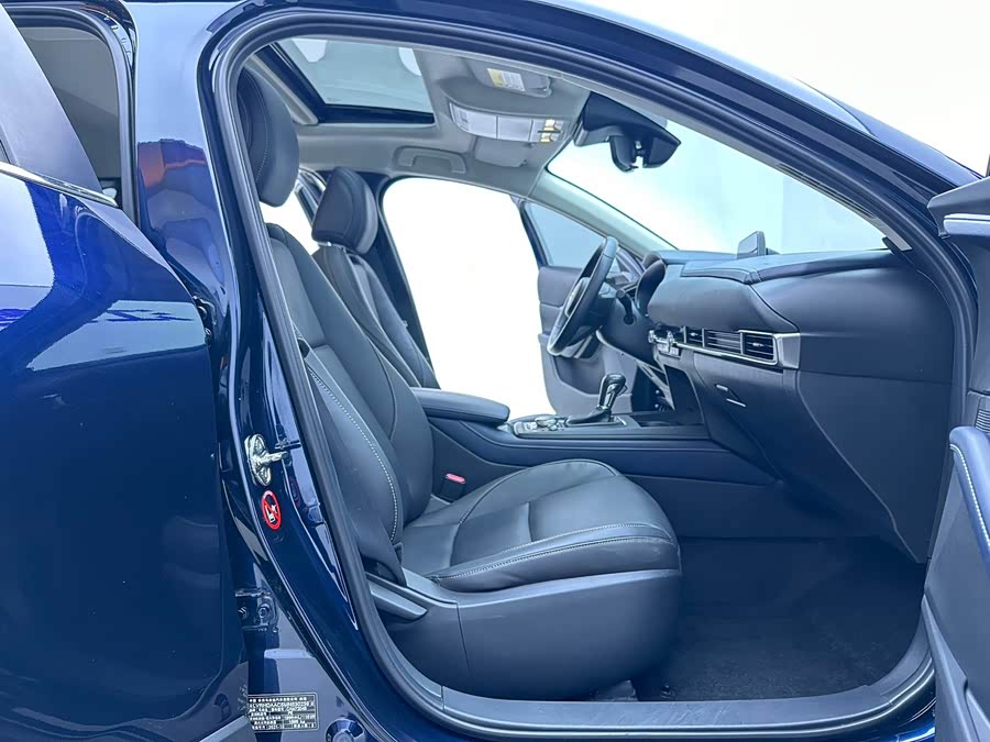Mazda CX-30 2021 car image #10