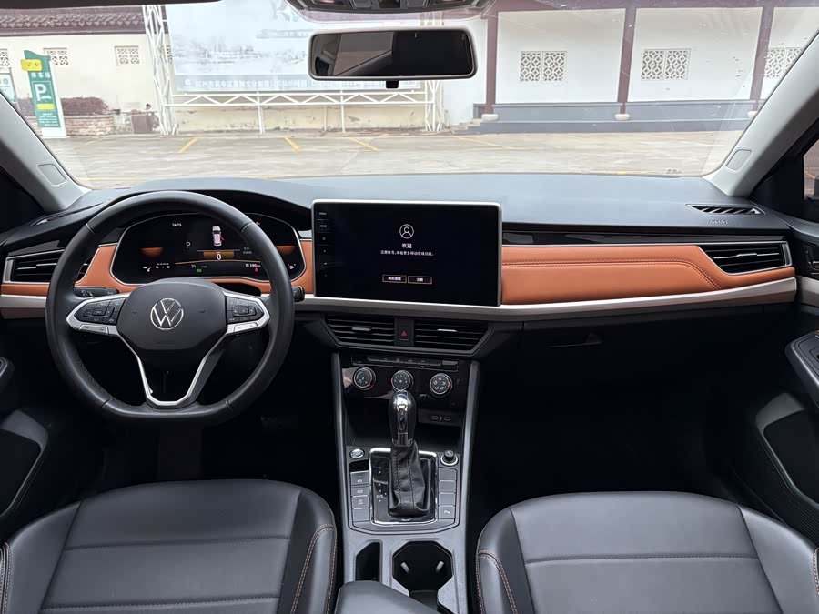 Volkswagen Bora 2023 car image #10