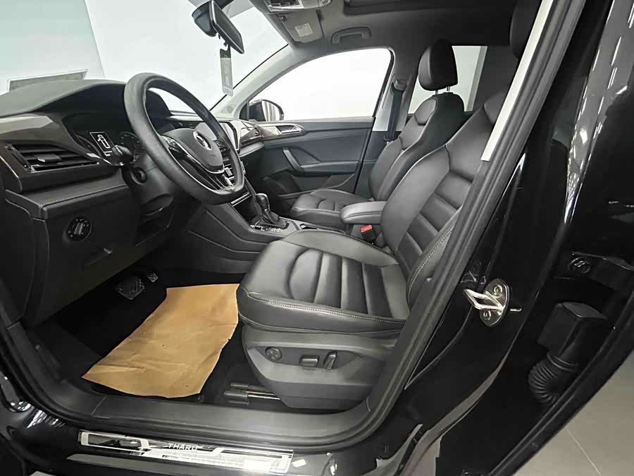 Volkswagen Tharu 2022 car image #10