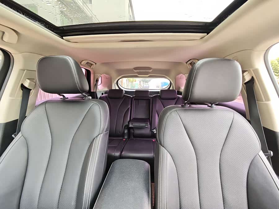 BYD Tang 2019 immagine di auto #10