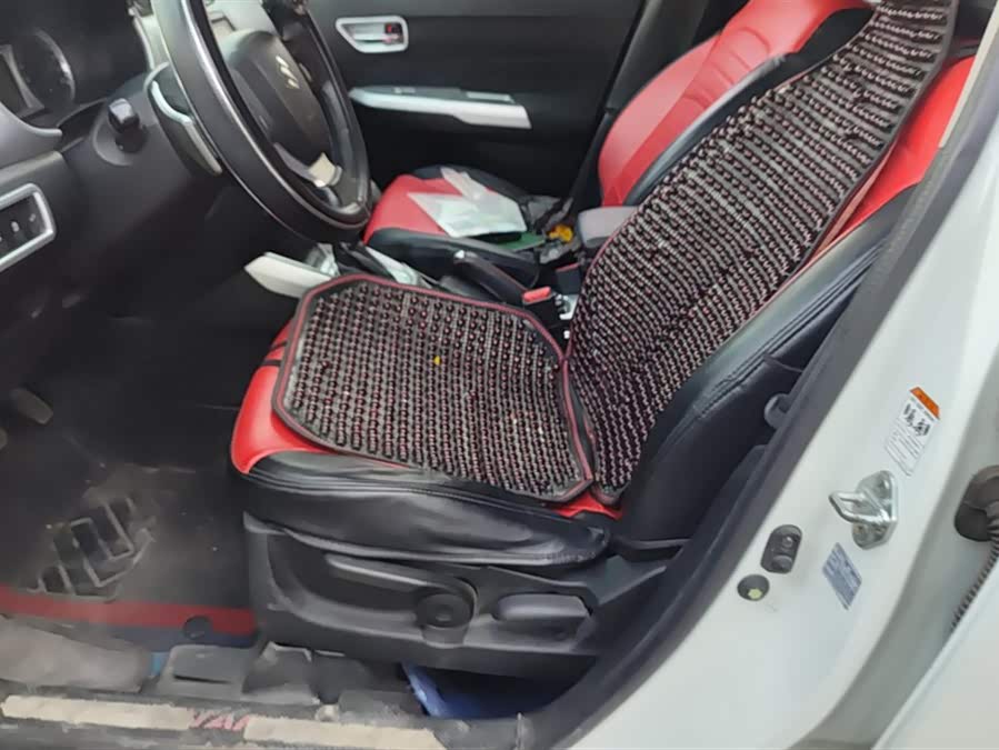 Suzuki Vitara 2018 image de voiture #10