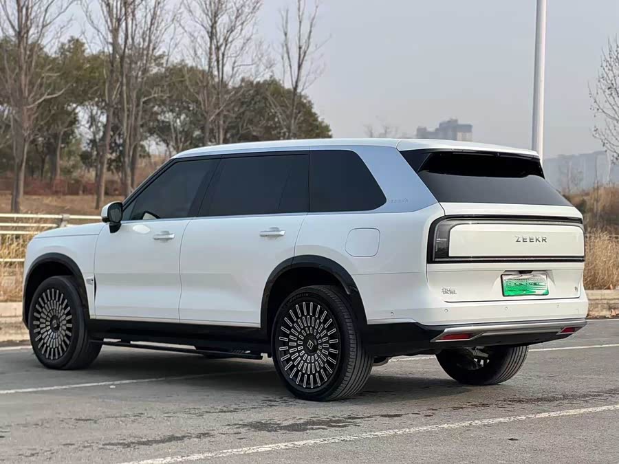 Zeekr 9X 2025 car image #10