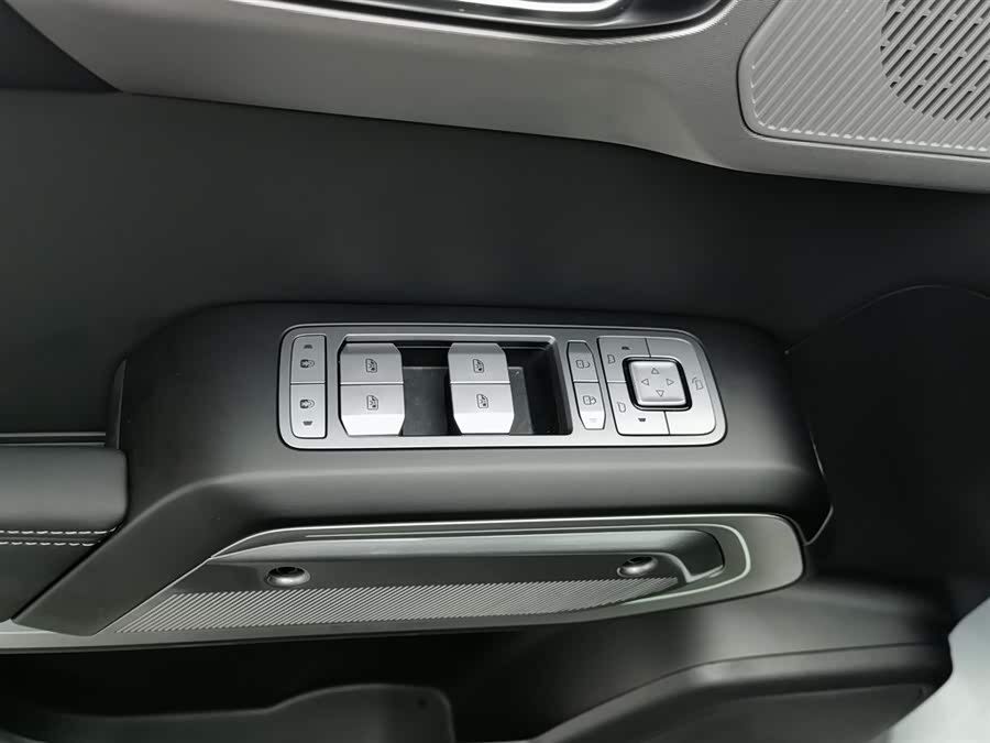 FangChengBao Tiger 3 2025 car image #10