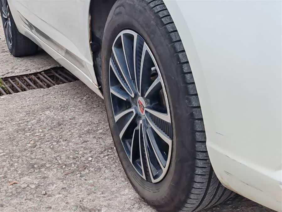 荣威 荣威Ei5 2018 汽车图片 #10