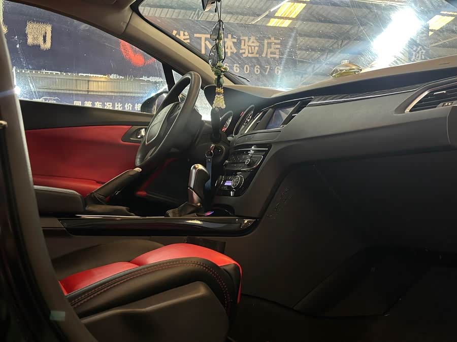 Peugeot 508 2015 car image #10