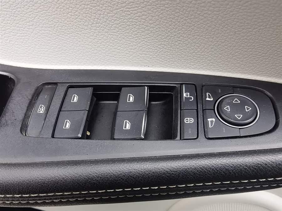 BYD Yuan Pro 2022 immagine di auto #10