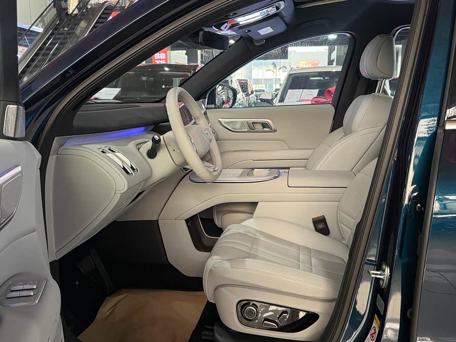 Deepal S09 2025 imagen de coche #10