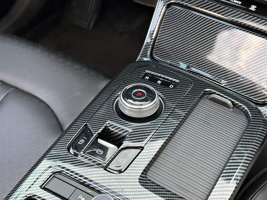 Kia K5 2021 صورة سيارة #10