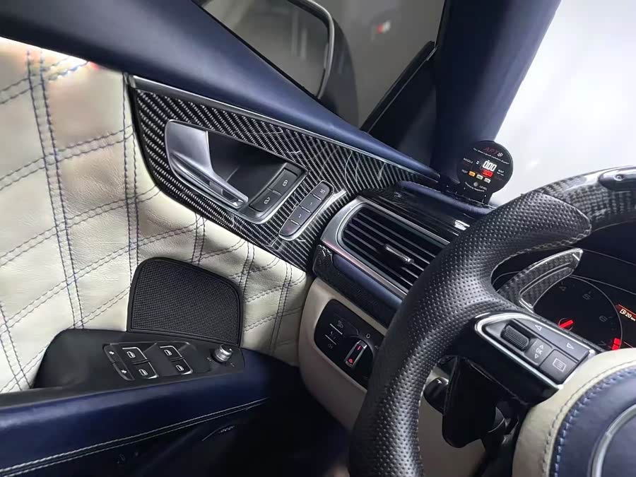 Audi RS 7 2014 imagem de carro #10