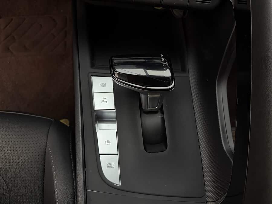 Hyundai Elantra 2023 car image #10