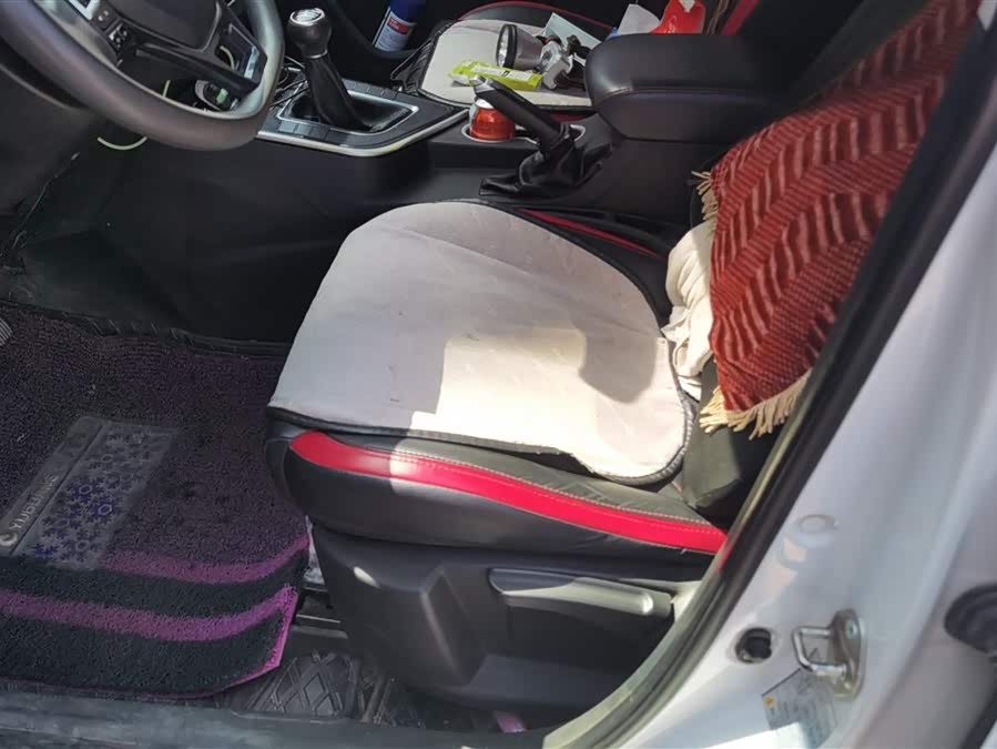 Forthing T5 2019 immagine di auto #10