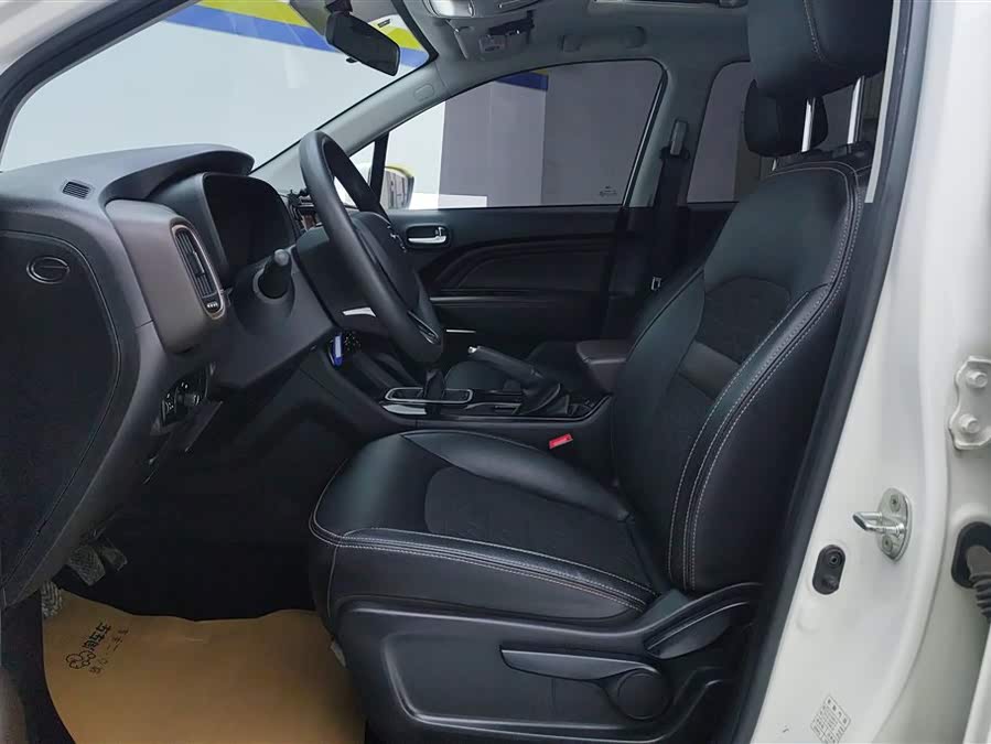 GAC Trumpchi GS3 2018 #10 GAC Trumpchi GS3 2018 car image #10