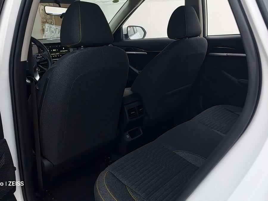 起亚 赛图斯 2025 汽车图片 #10