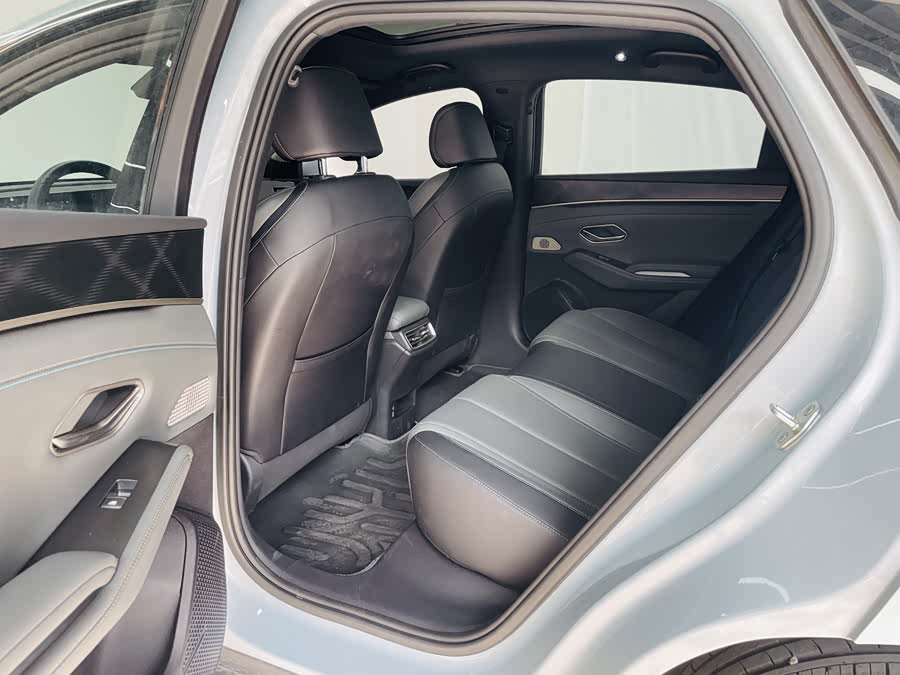 BYD Qin L 2025 car image #10