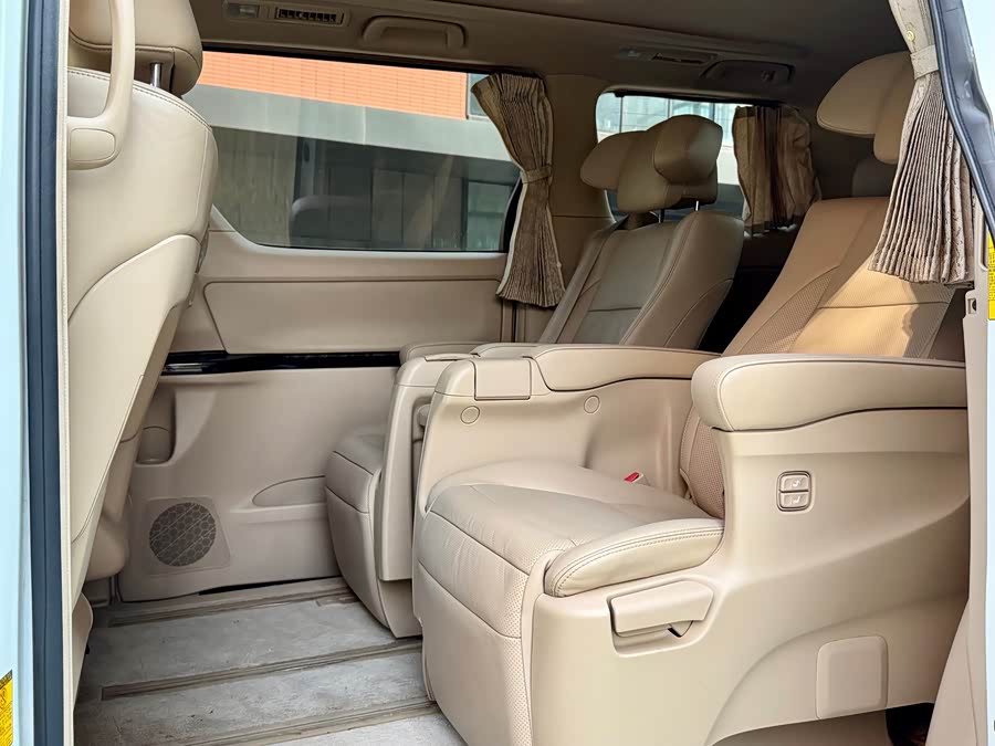 Toyota Alphard 2014 immagine di auto #10