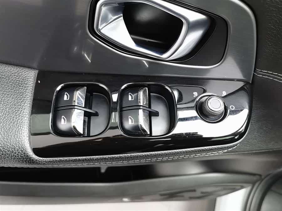 蔚来 蔚来ES8 2019 汽车图片 #10