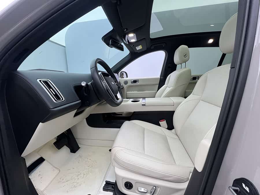 Li L6 2025 imagen de coche #10