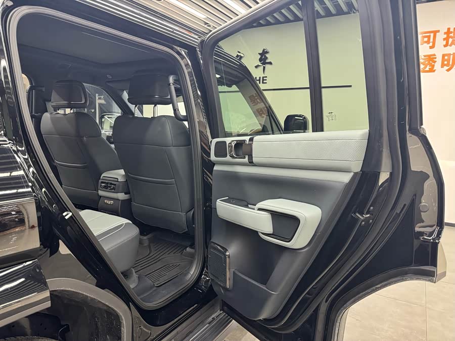 FangChengBao Leopard 5 2025 car image #10