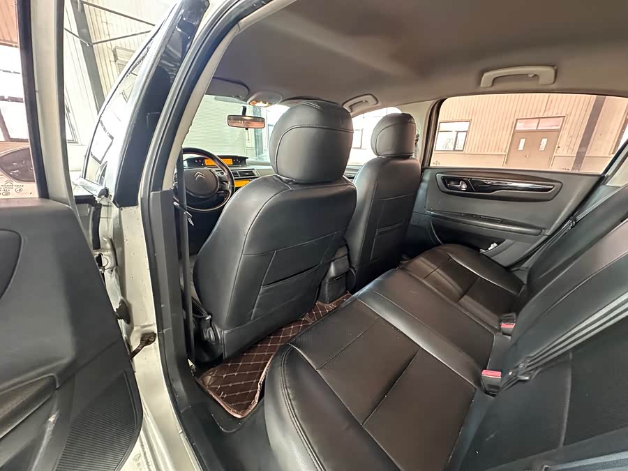 Citroen C-Quatre 2012 #10 Citroen C-Quatre 2012 car image #10