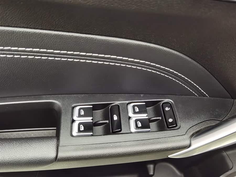 Vision X3 2020 car image #10