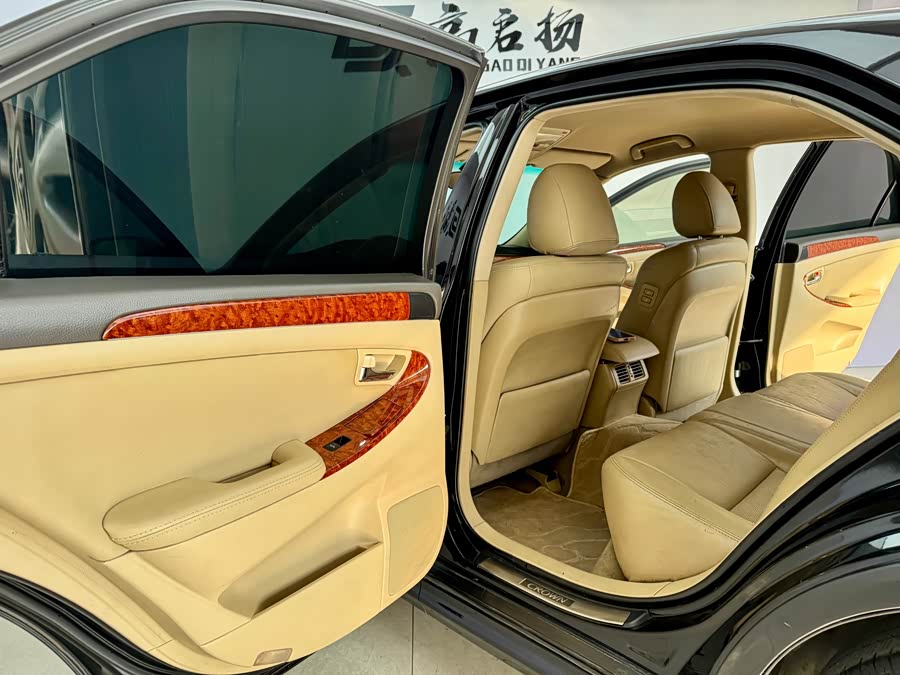 丰田 皇冠 2006 汽车图片 #10